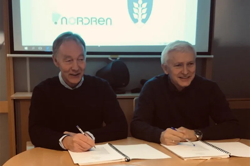 Larvik_kontraktssign